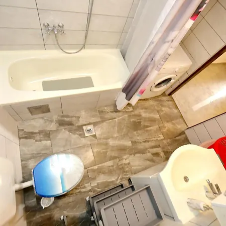Naomi Apartment Bibinje