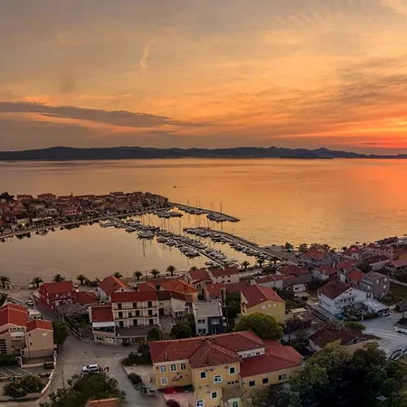 Apartman Naomi Bibinje