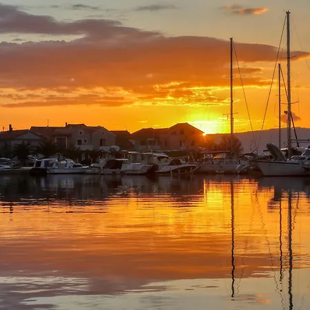 Naomi Appartamento Bibinje